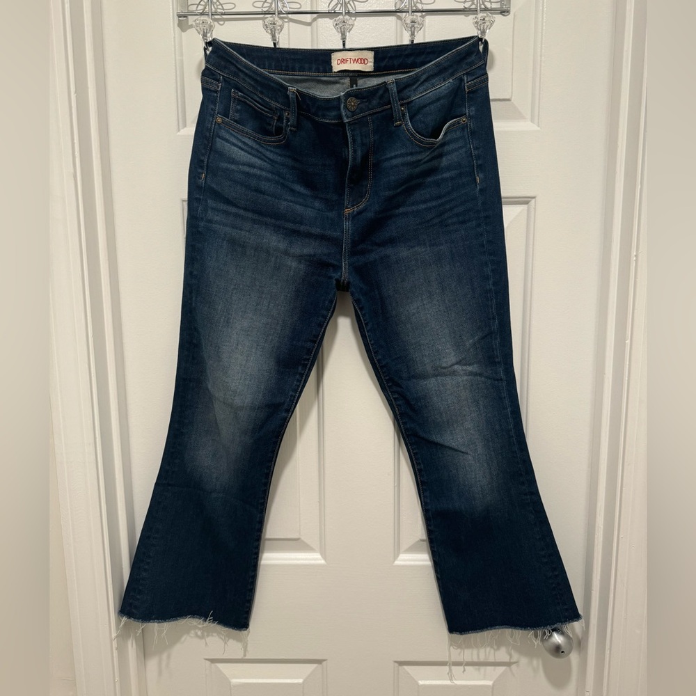Driftwood Roxy Crop Flare Jean